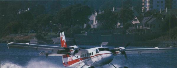 AIR BC/Air CANADA CONNECTOR- De Havilland DHC-6