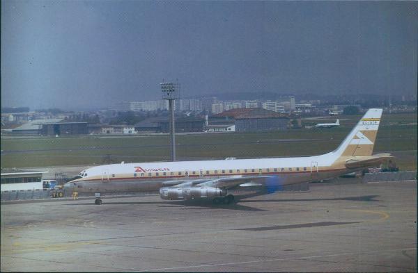 AVIACO  DC-8-52