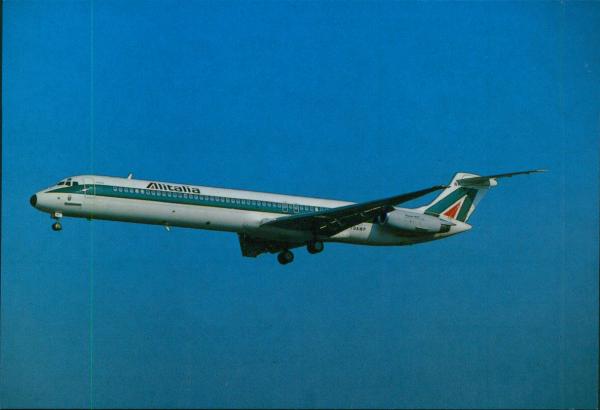 ALITALIA  MD-82