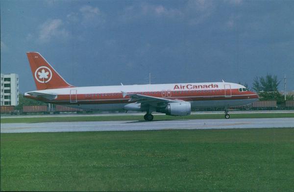 AIR CANADA Airbus Industrie A320-211